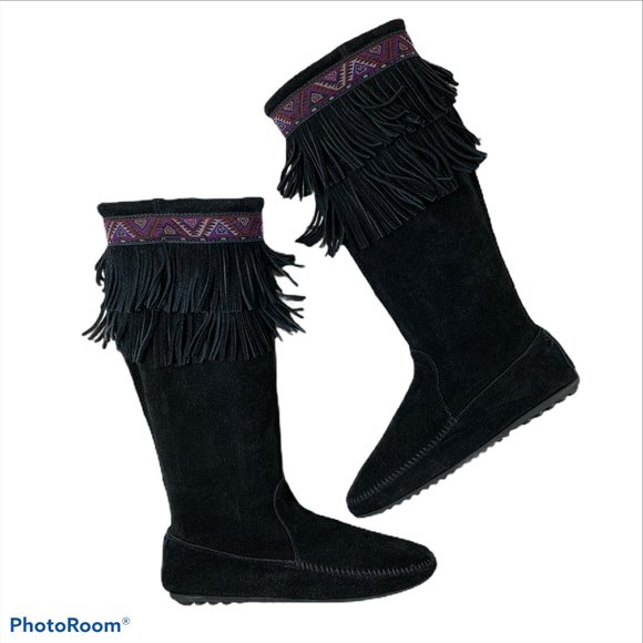 ⭐️SOLD⭐️ Minnetonka Moccasin Fringe Knee Boots 9 - Picture 2 of 13